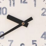 Esfera de un reloj de pared clásico